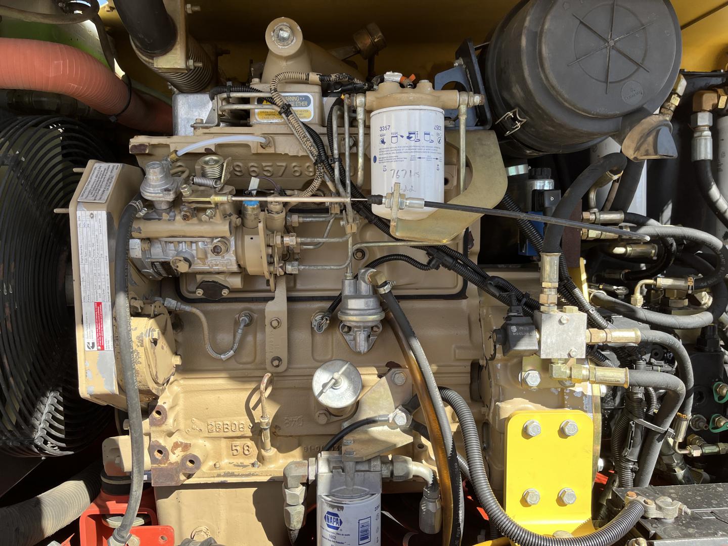 ./imagenes/INVOICE/2019/17352/COMPACTADOR NEUMATICO DYNAPAC CP142 (27).JPG